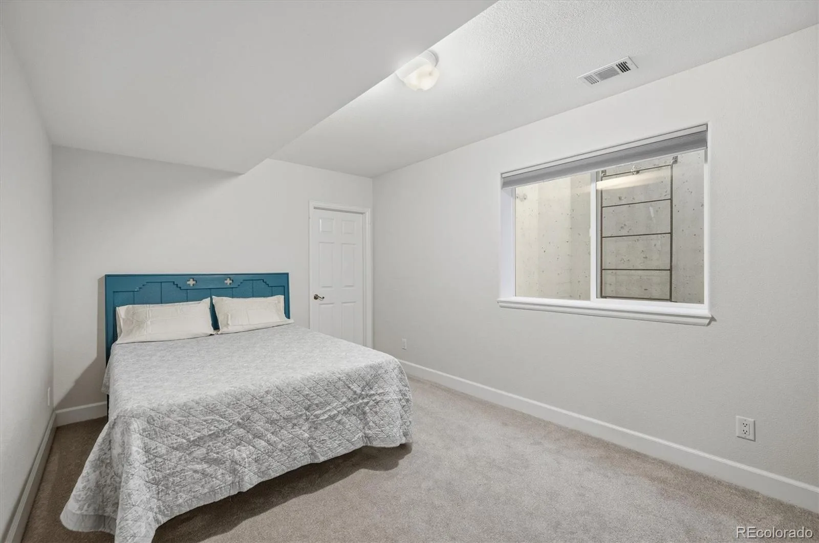 258 S Monroe Street Denver CO 80209 MLS #REC5855604 06092026015703 1600 35