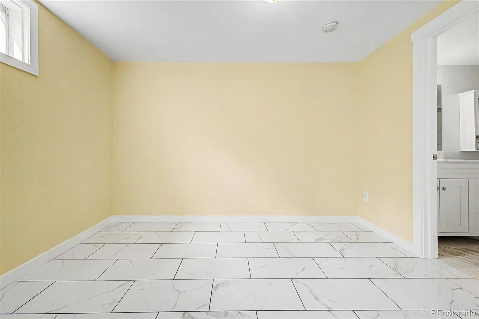2137 S Yarrow Street Lakewood CO 80227 | MLS #REC5856144 09242026103052 1600 36