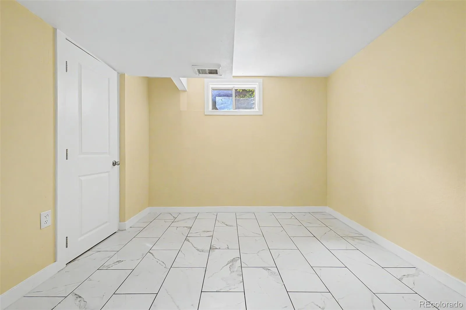 2137 S Yarrow Street Lakewood CO 80227 | MLS #REC5856144 09242026103052 1600 37