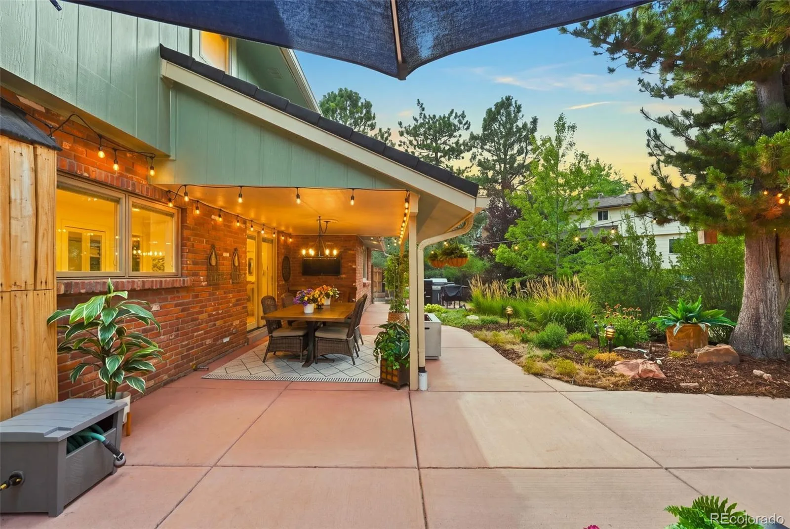 7291 W Morraine Drive Littleton CO 80128 | MLS #REC5857777 08122026190059 1600 42
