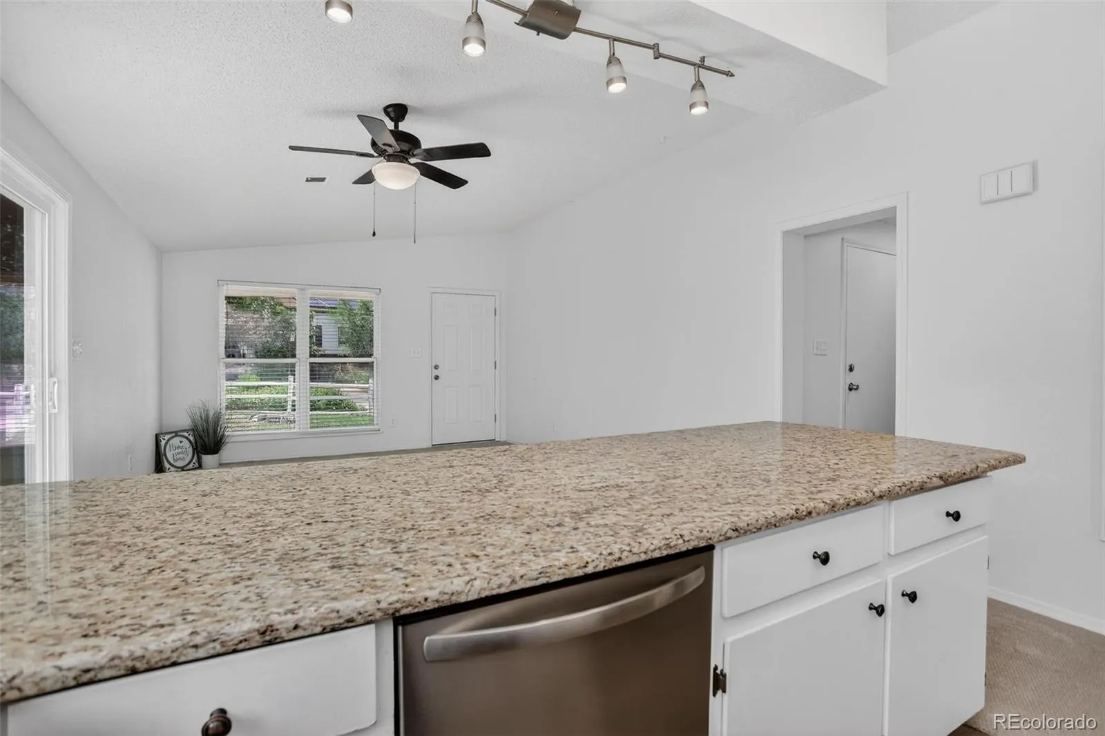 9026 Clayton Street Thornton CO 80229 MLS #REC5858563 05282026023925 1600 11