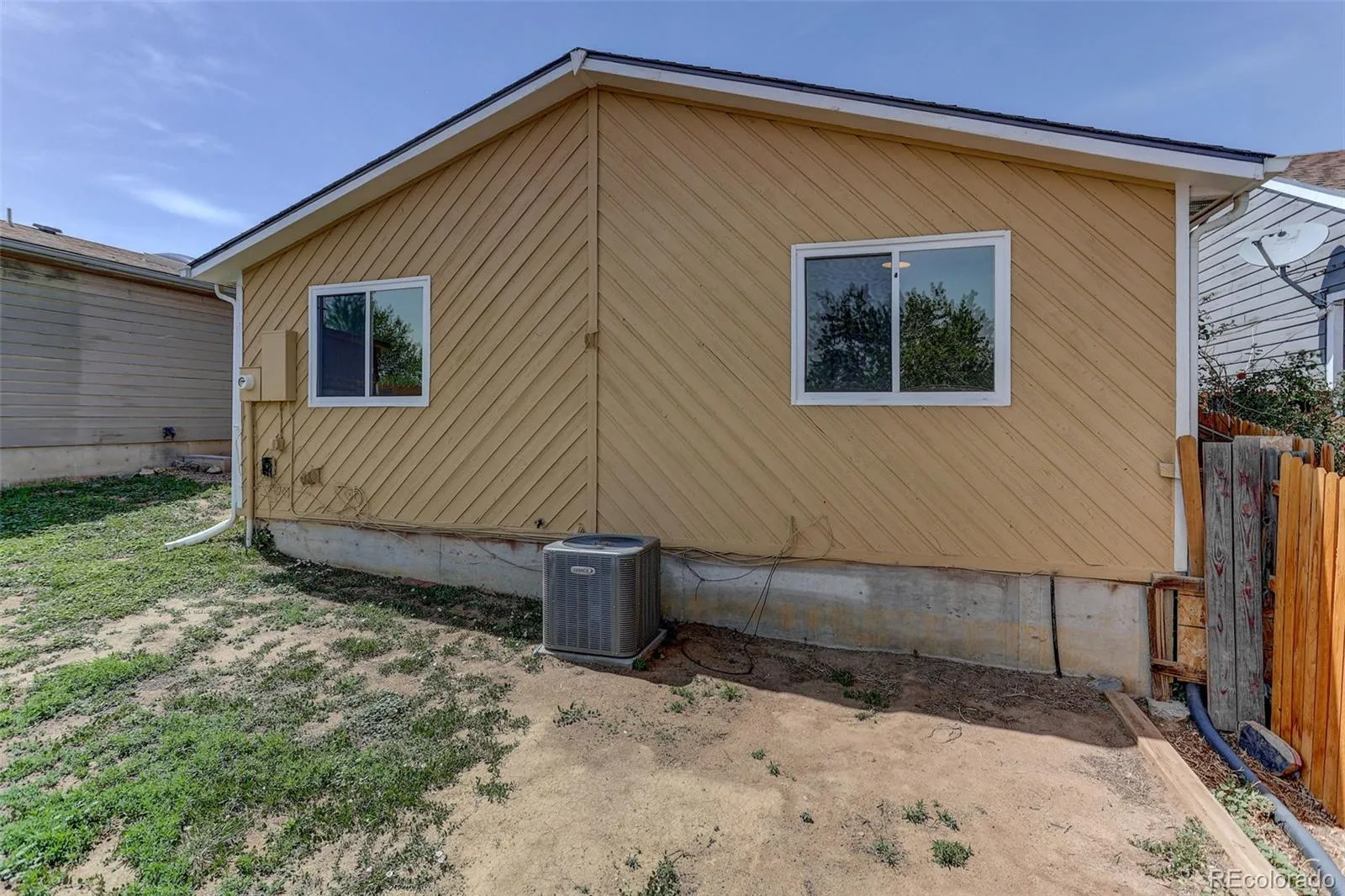 9026 Clayton Street Thornton CO 80229 MLS #REC5858563 05282026023925 1600 27