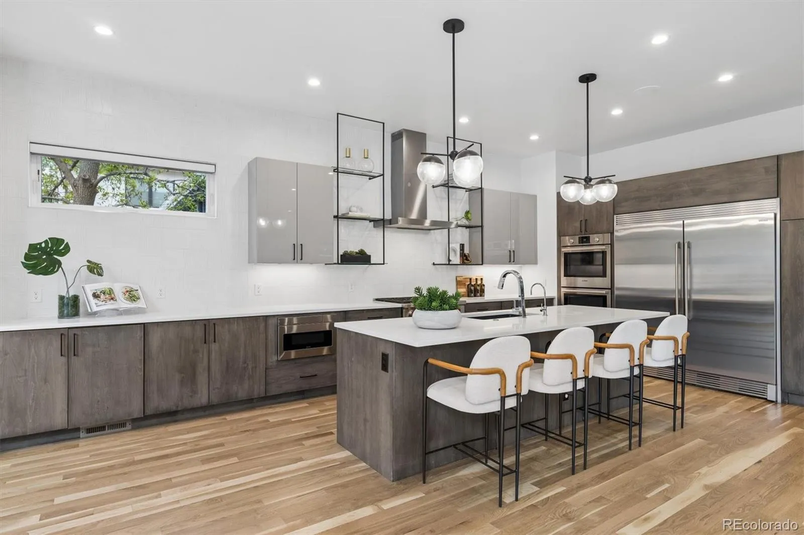 1710 S Corona Street Denver CO 80210 MLS #REC5858744 05032026000901 1600 3