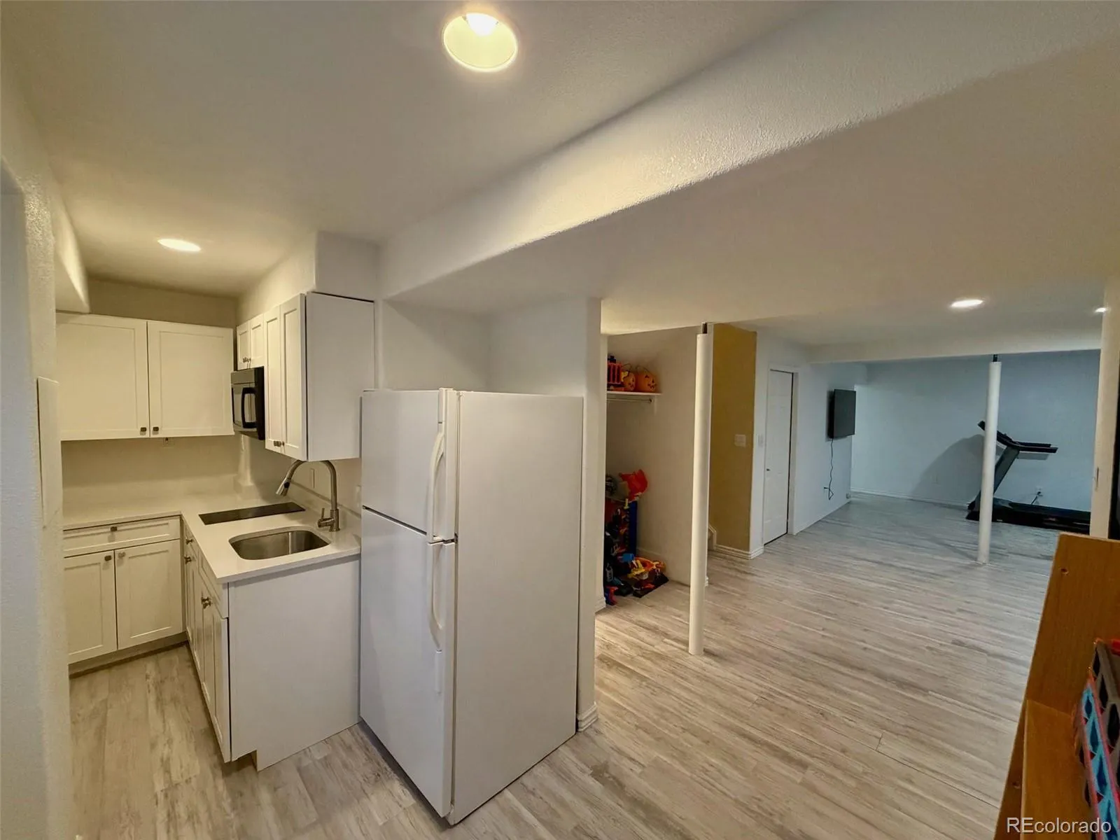 7474 W Saratoga Place Littleton CO 80123 MLS #REC5858970 05142026212008 1600 21