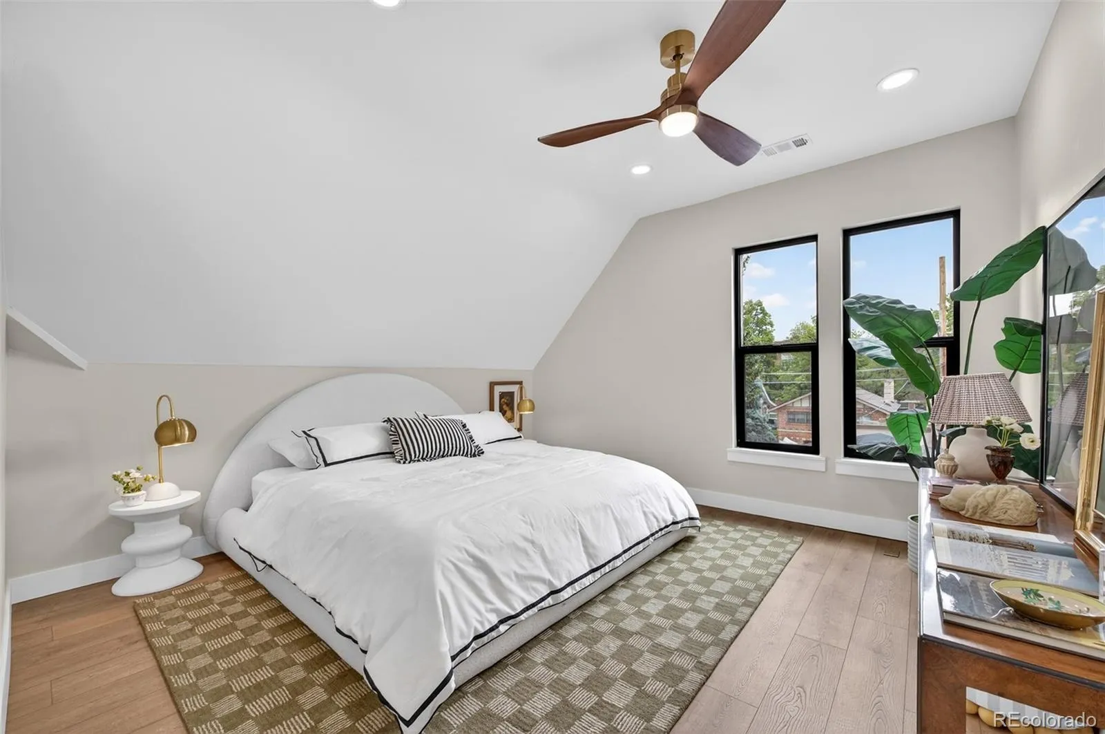 1120 Monroe Street Denver CO 80206 MLS #REC5860227 05202026143839 1600 32