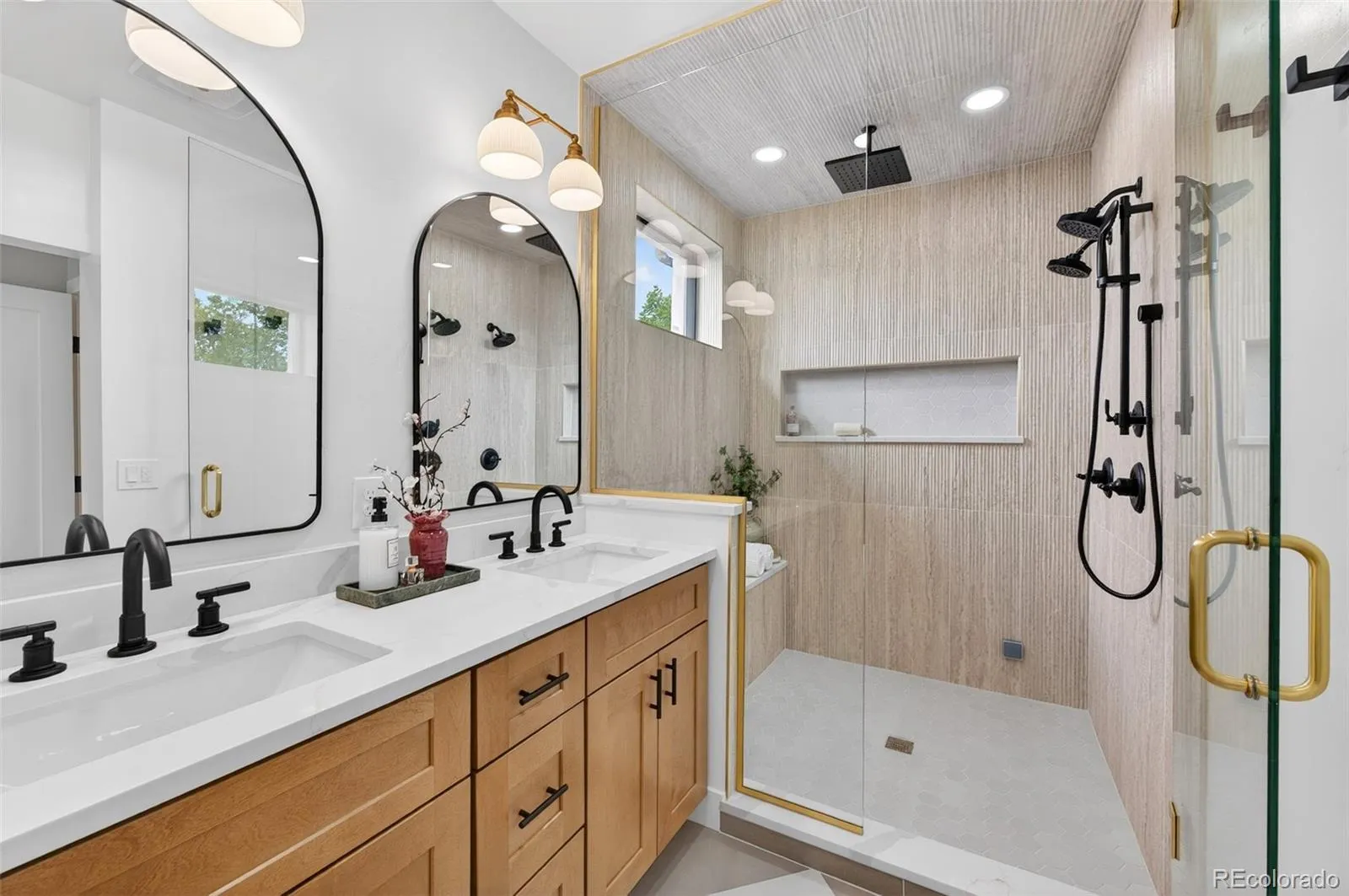1120 Monroe Street Denver CO 80206 MLS #REC5860227 05202026143839 1600 35