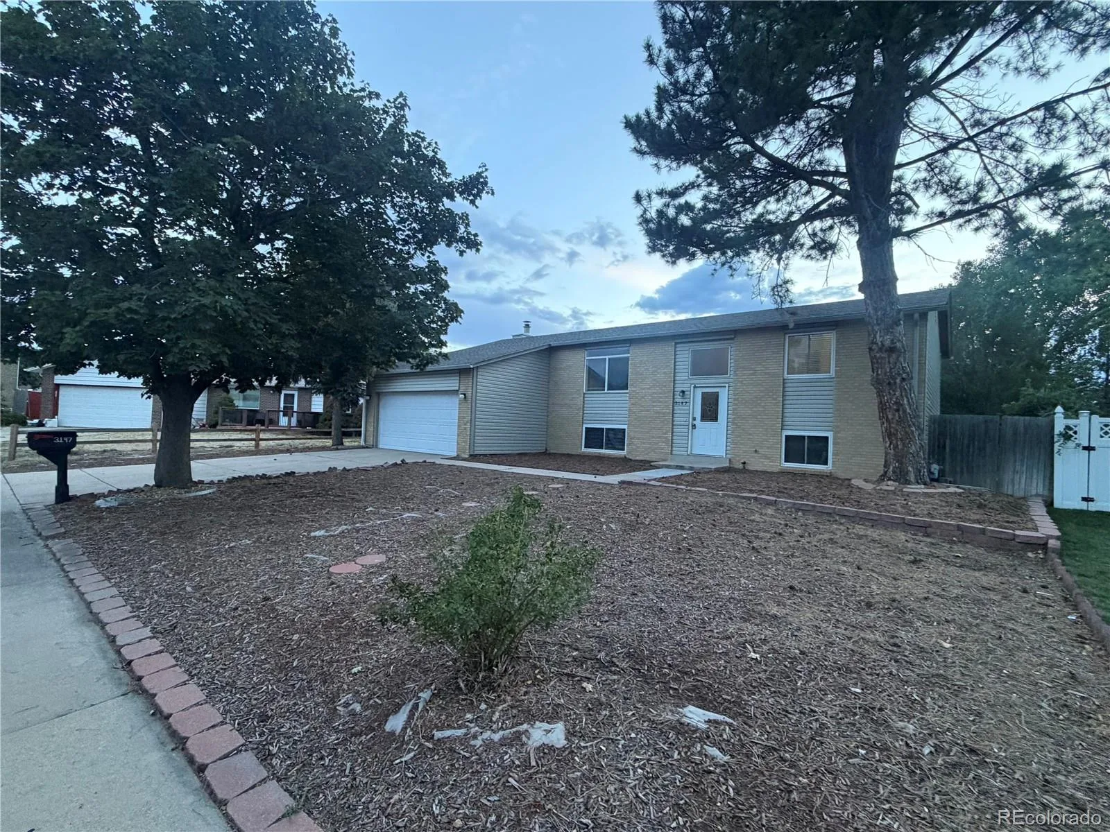 3147 S Ouray Street Aurora CO 80013 | MLS #REC5861438 08212026192820 1600 3