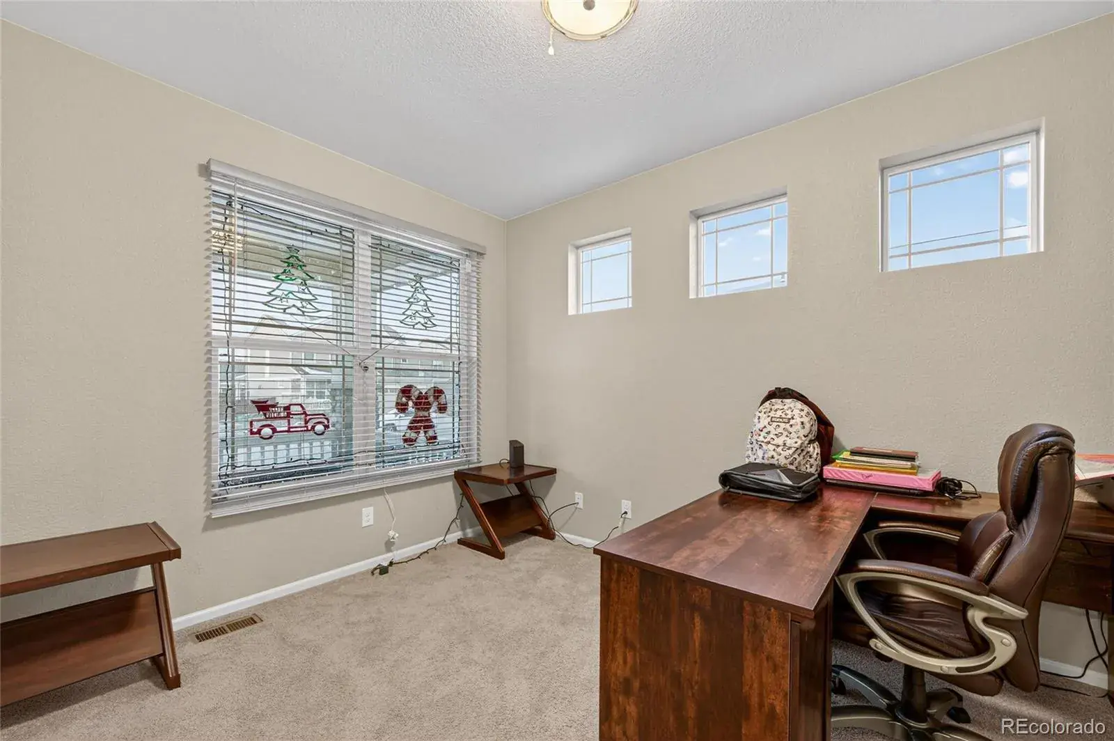 12102025011214 1600 7