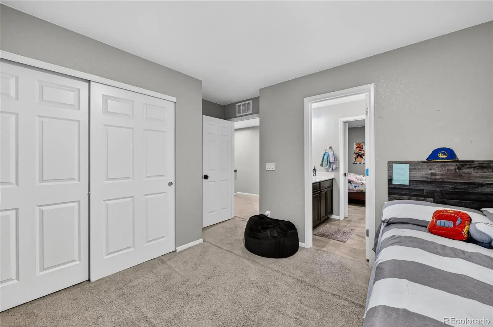 12102025011214 1600 9