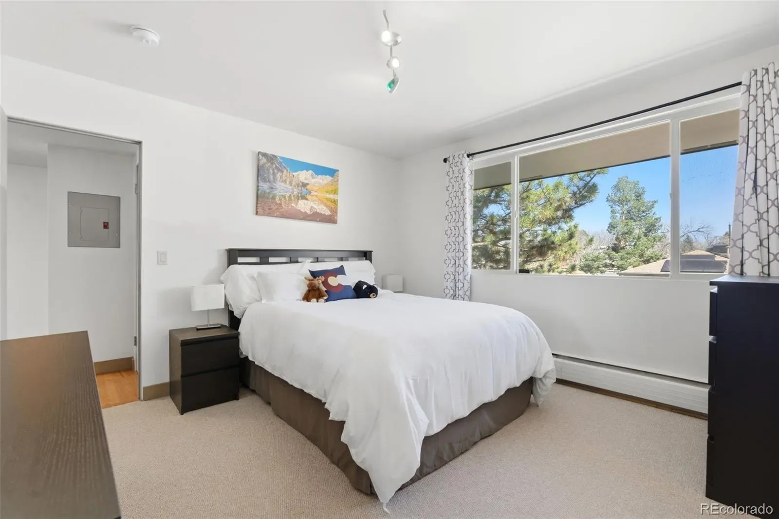 03272026043409 1600 28