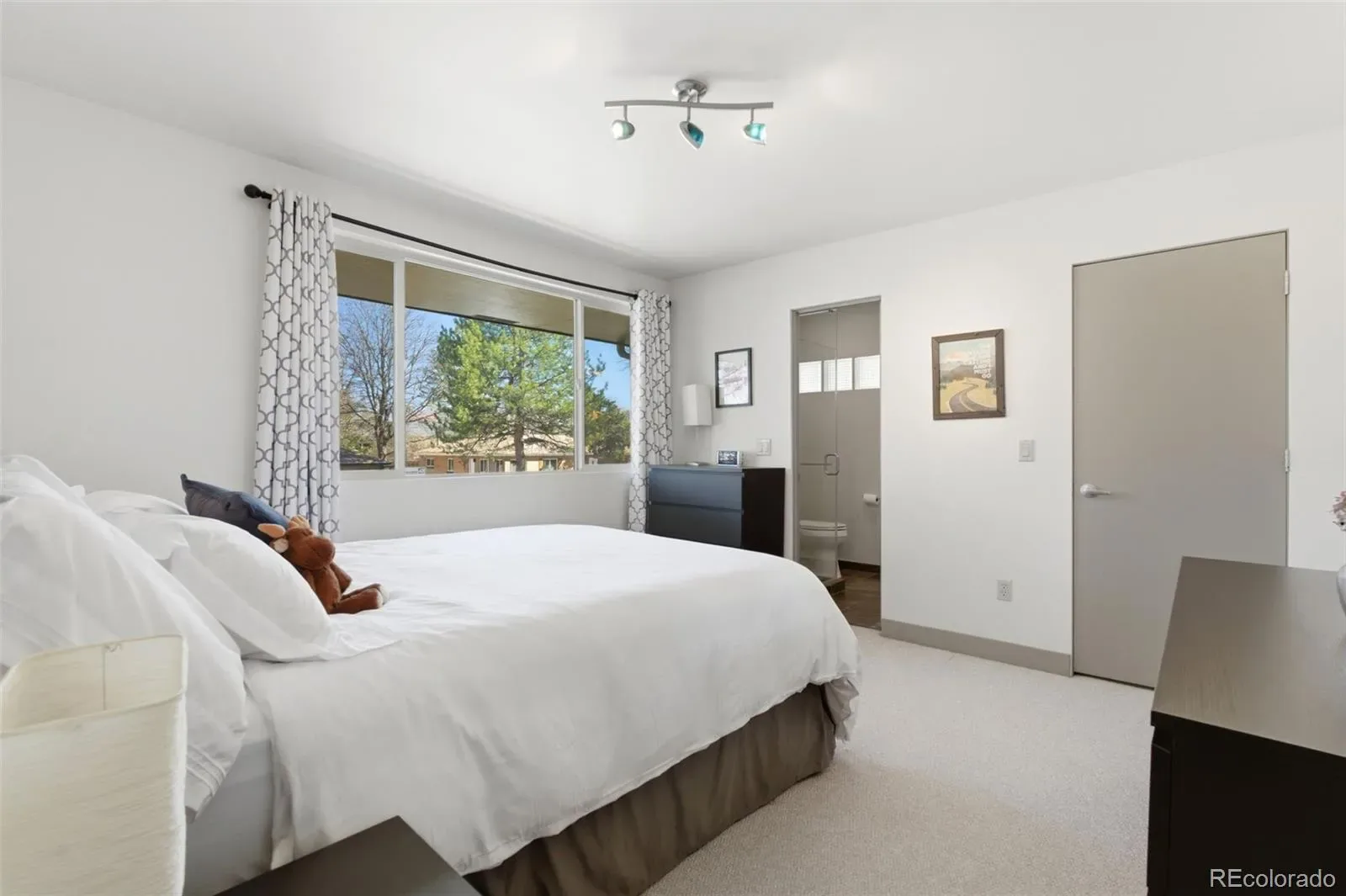 03272026043409 1600 29