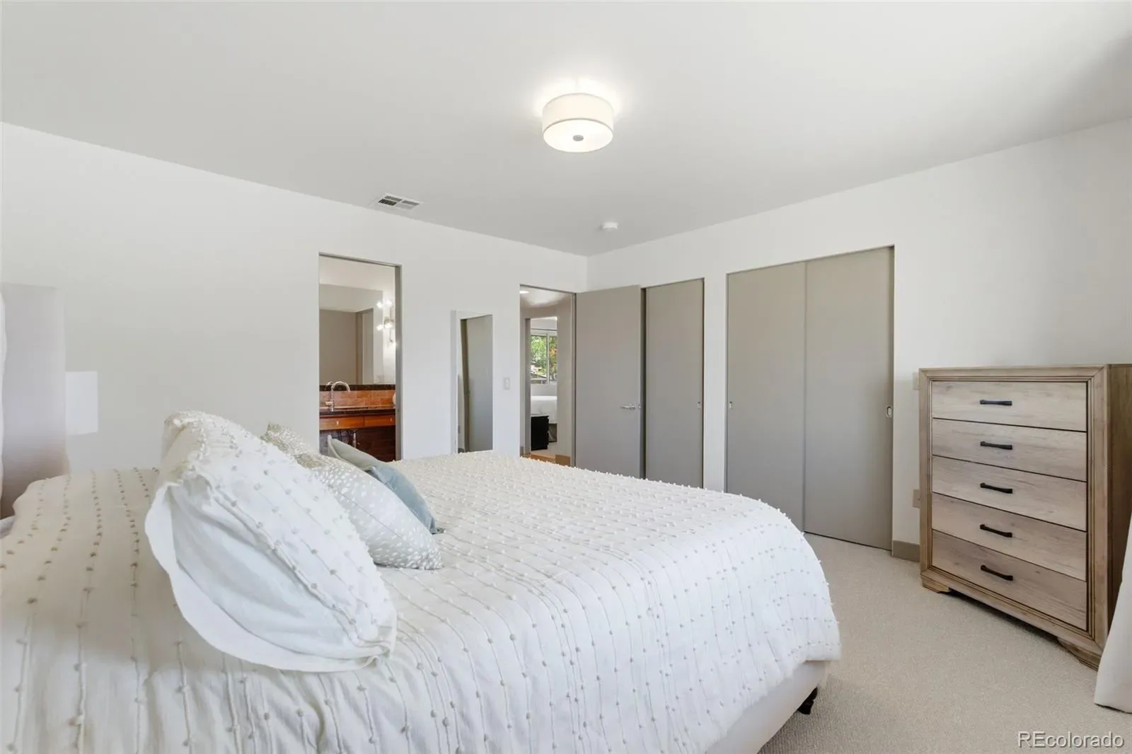 03272026043409 1600 35