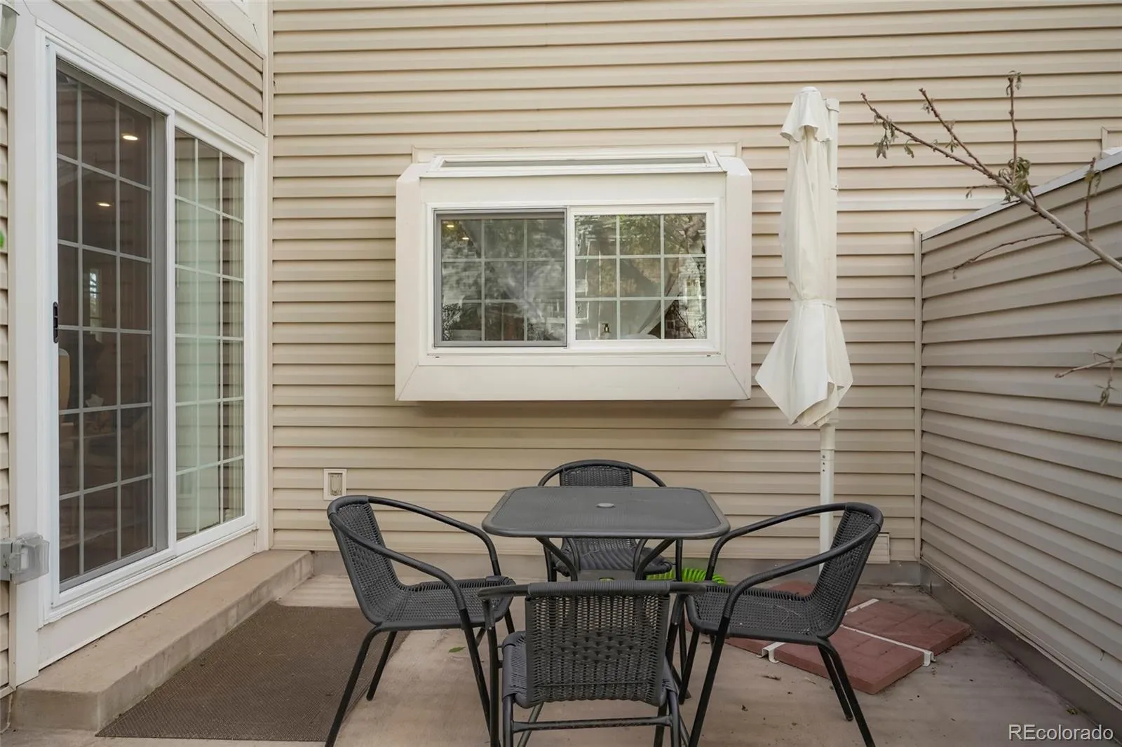12502 E Evans Circle #F Aurora CO 80014 MLS #REC5863934 04252026183801 1600 23