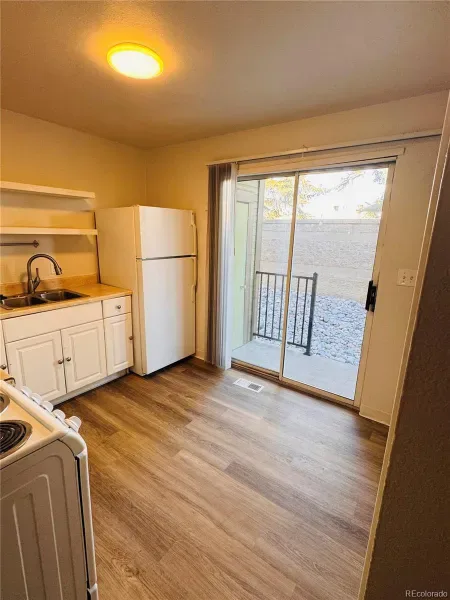 61 S Sable Boulevard #C12 Aurora CO 80012 MLS #REC5864895 03282026022546 800 3