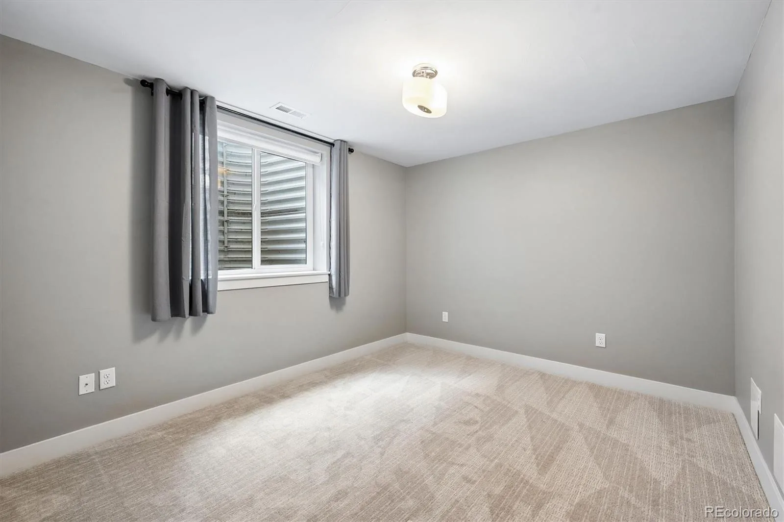 1694 S Madison Street Denver CO 80210 | MLS #REC5865419 08052026192430 1600 41