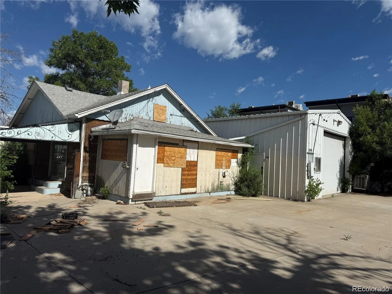 2292 S Delaware Street Denver CO 80223 | MLS #REC5865742 08102026185645 1600 8