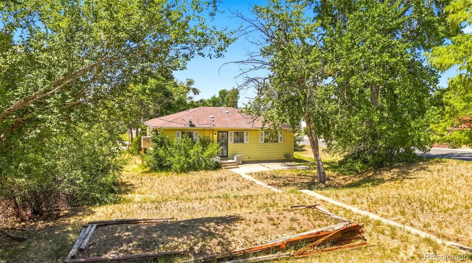 4900 S Kalamath Drive Englewood CO 80110 | MLS #REC5867265 07142026165002 1600 3