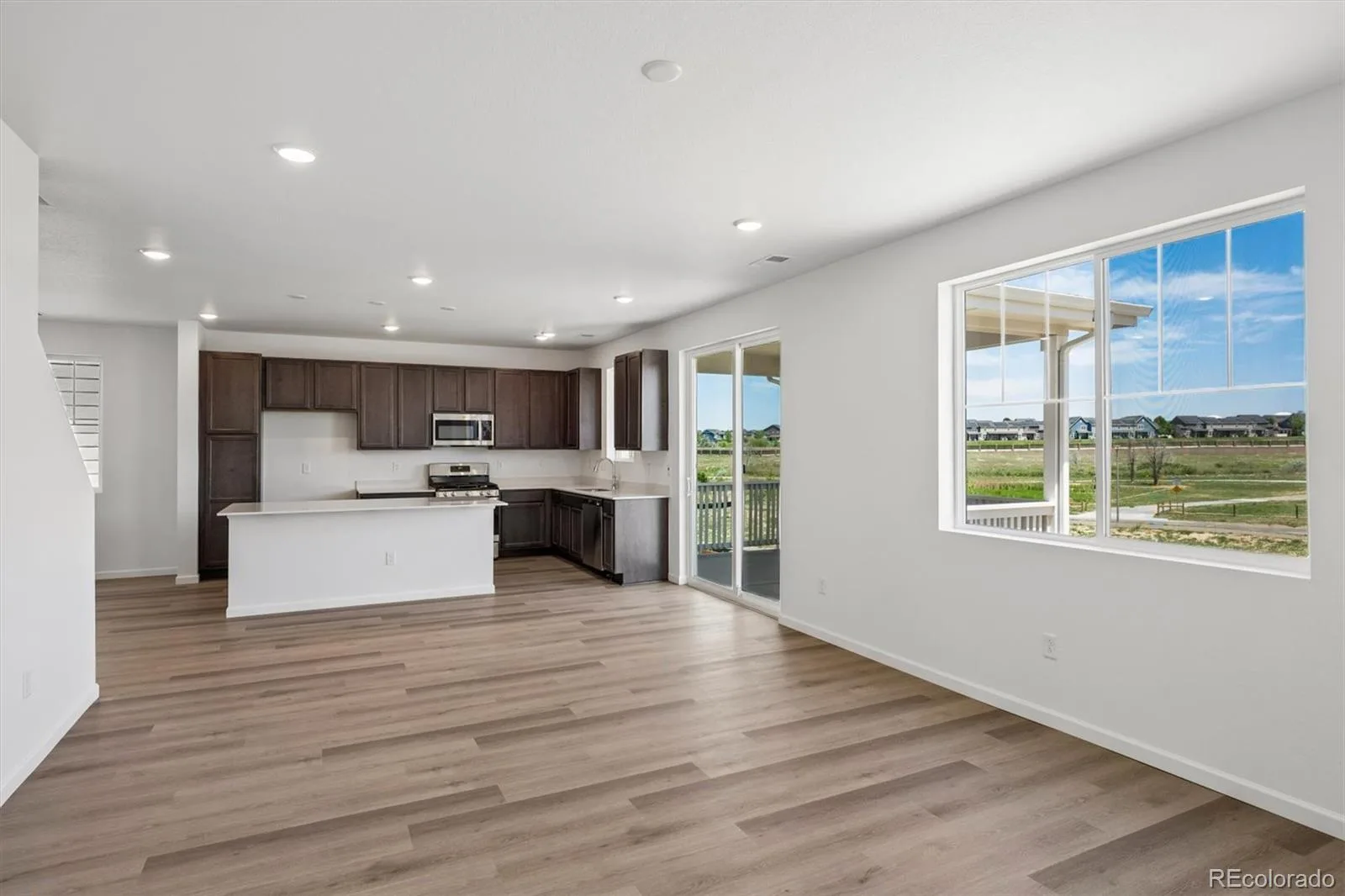 444 S Rifle Street Aurora CO 80017 MLS #REC5869139 06092026154422 1600 11