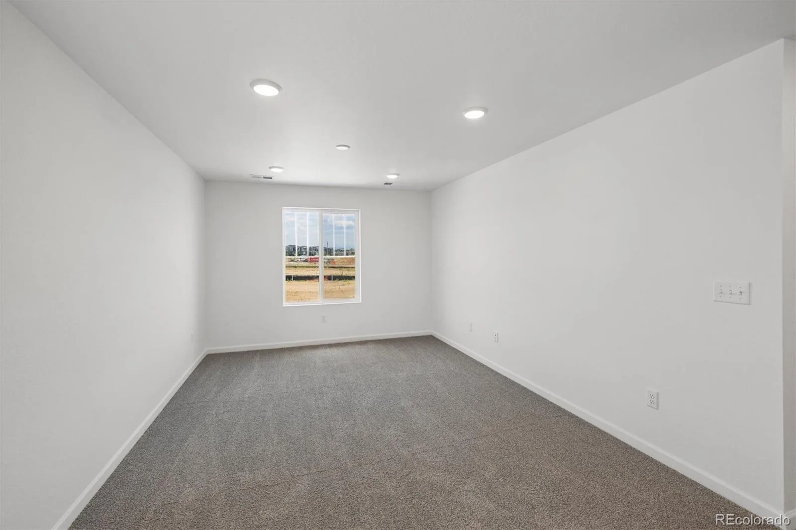 444 S Rifle Street Aurora CO 80017 MLS #REC5869139 06092026154422 1600 13