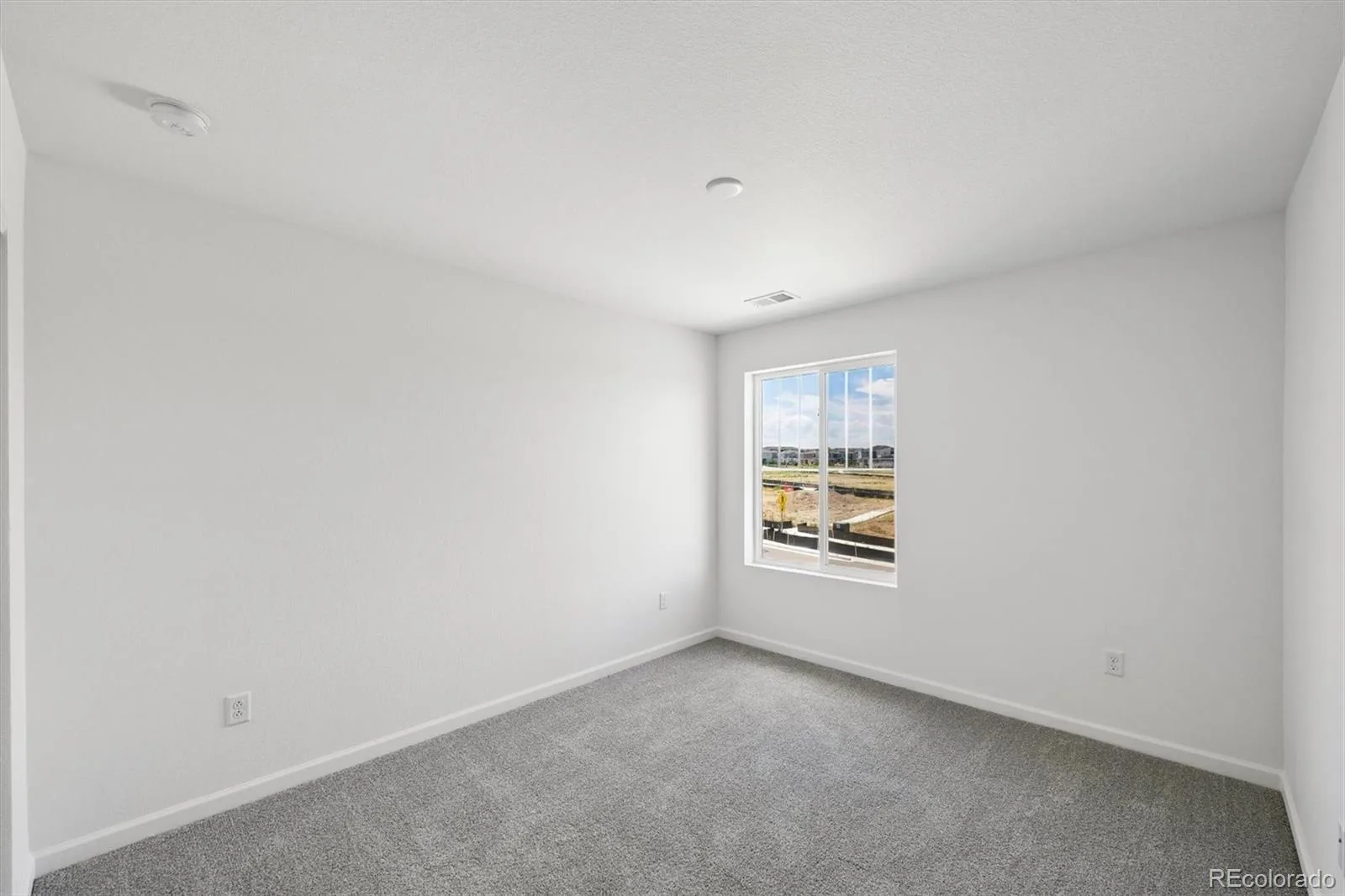 444 S Rifle Street Aurora CO 80017 MLS #REC5869139 06092026154422 1600 14