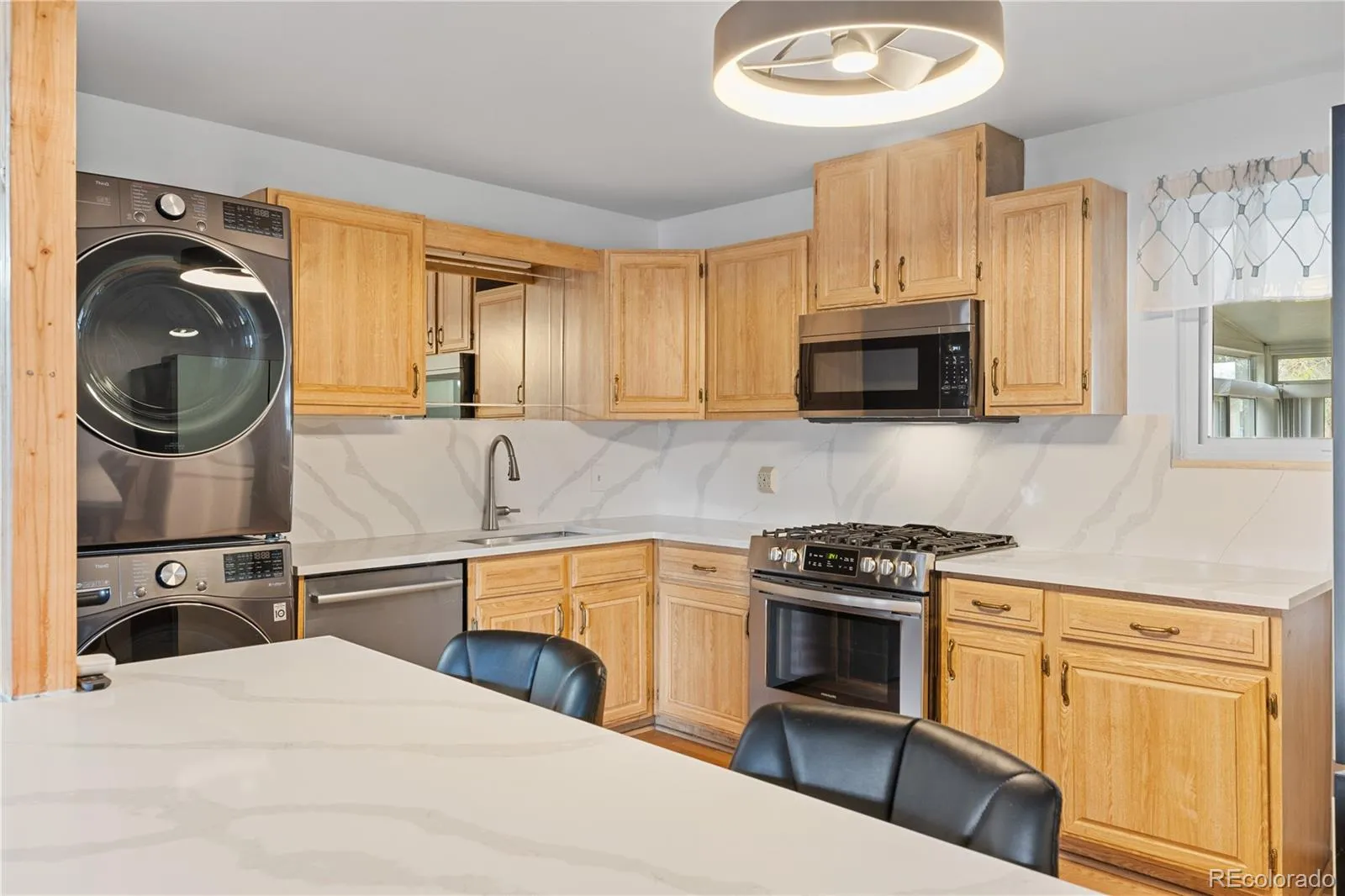 04092026144043 1600 12