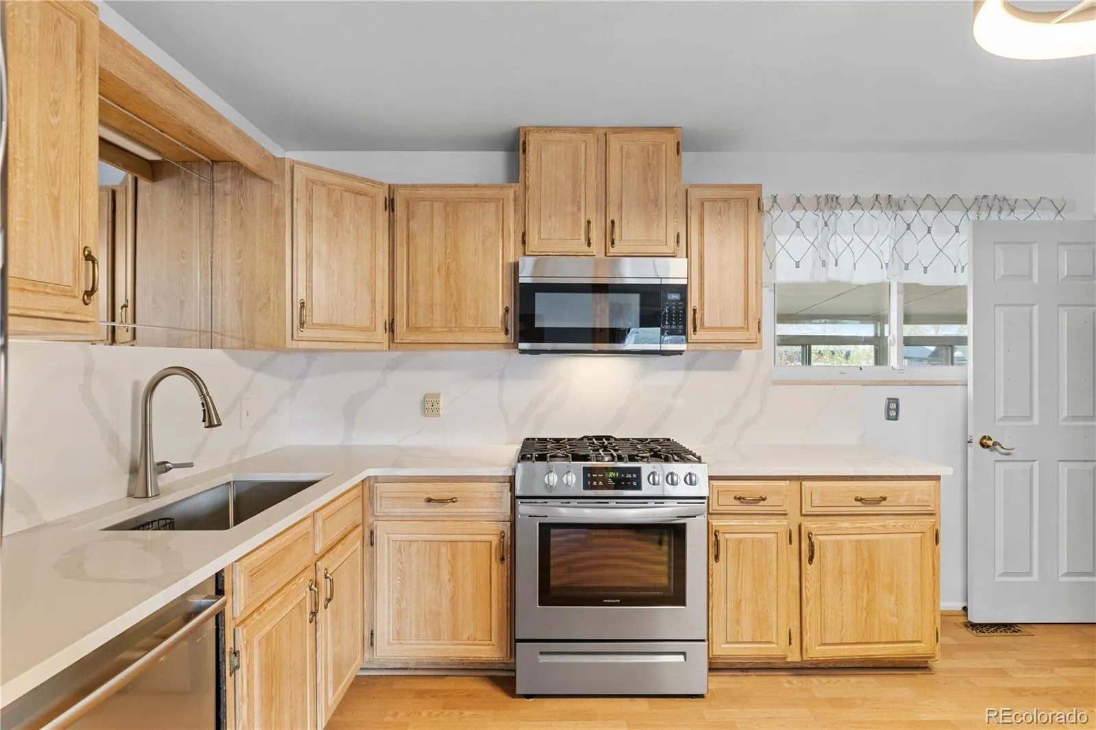 04092026144043 1600 13