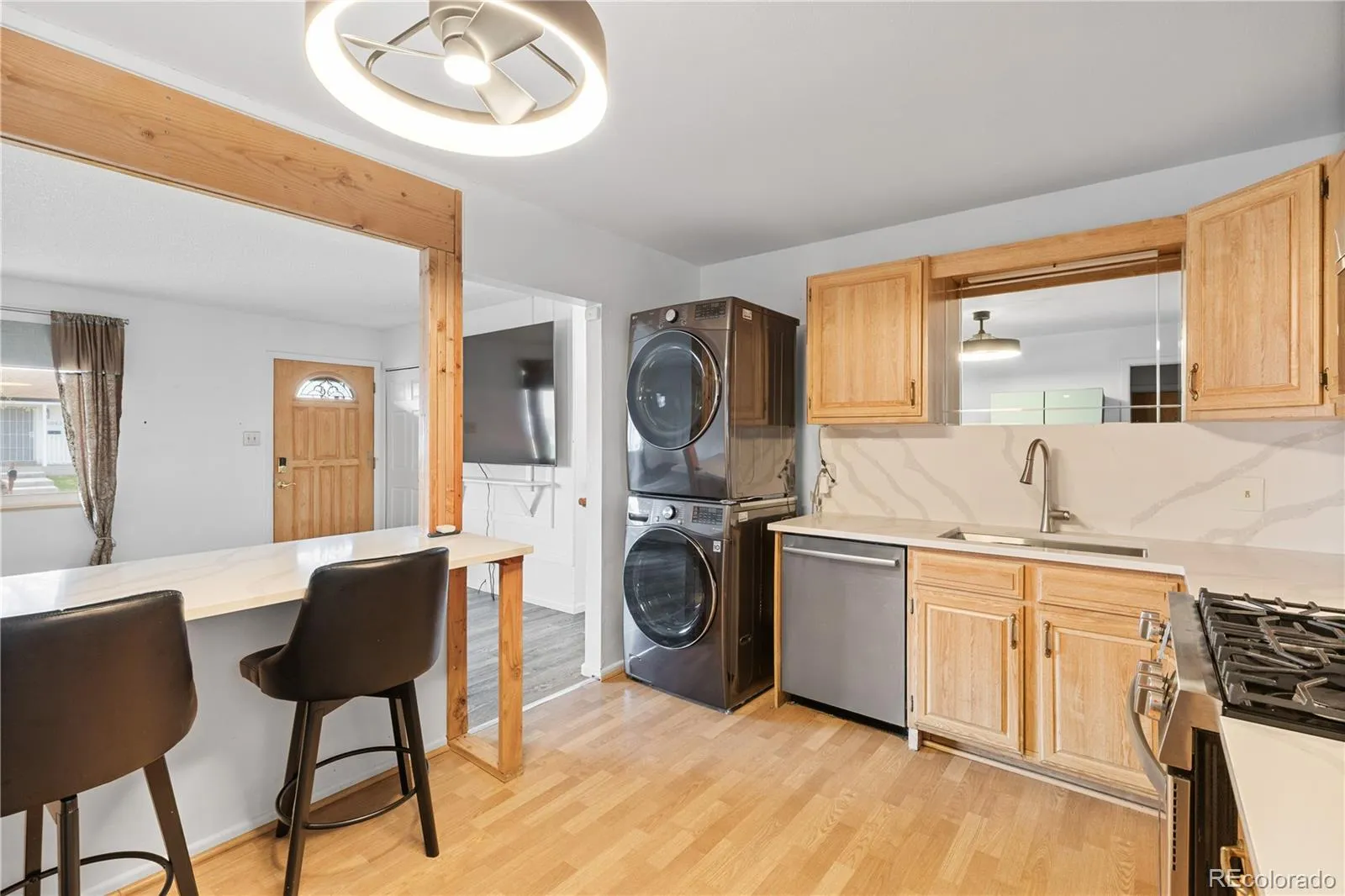 04092026144043 1600 14