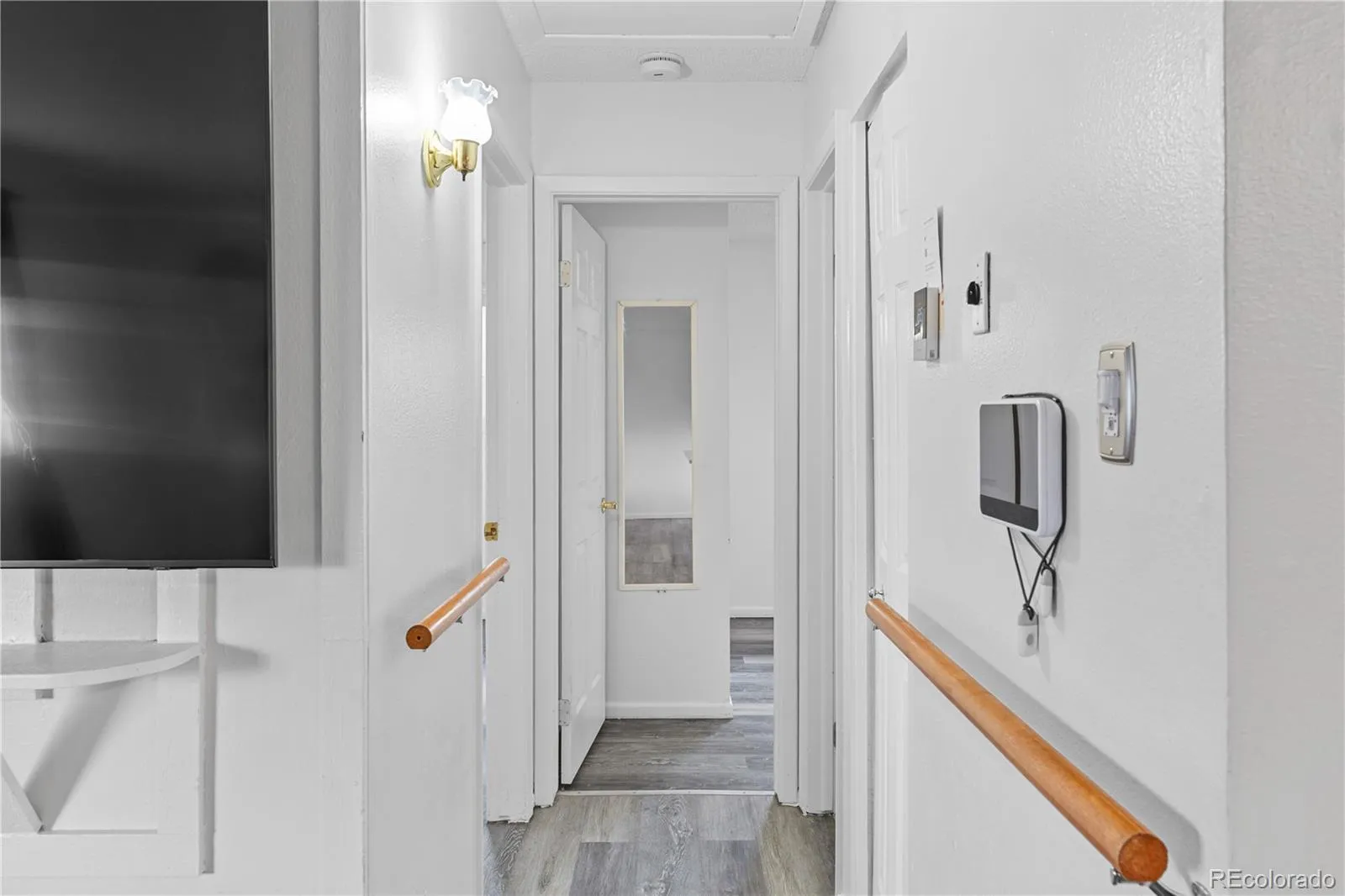 04092026144043 1600 18