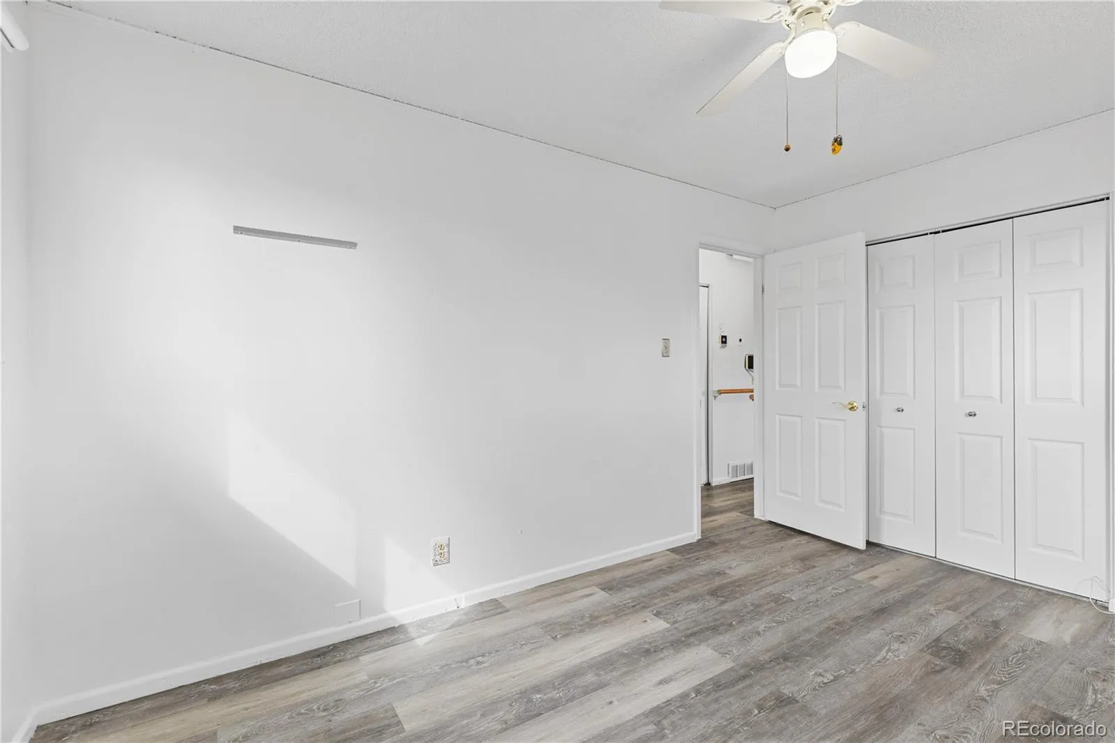 04092026144043 1600 22