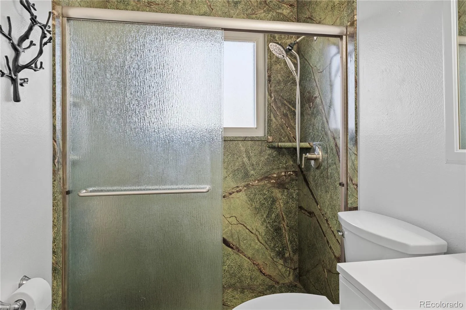 04092026144043 1600 28