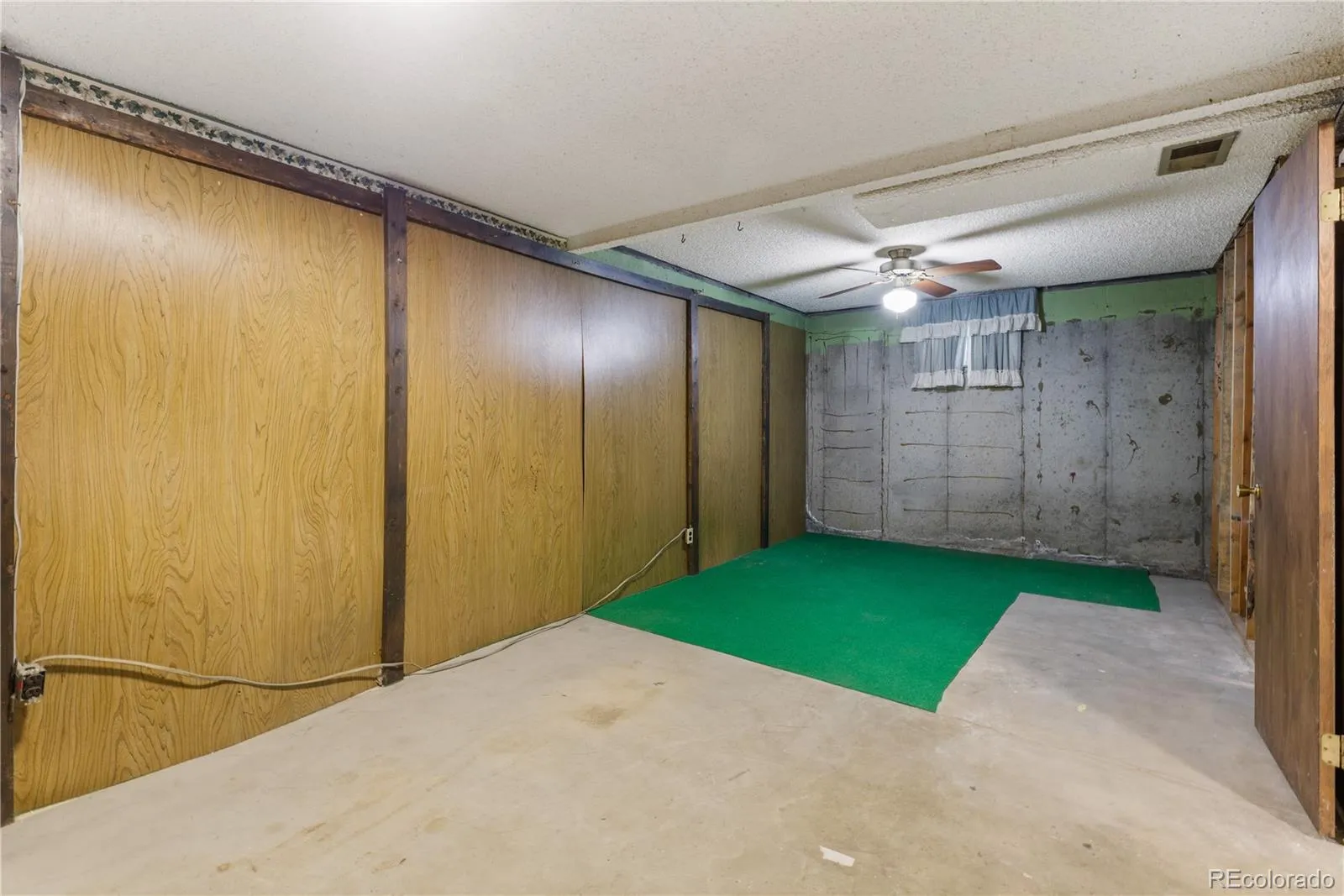 04092026144043 1600 34