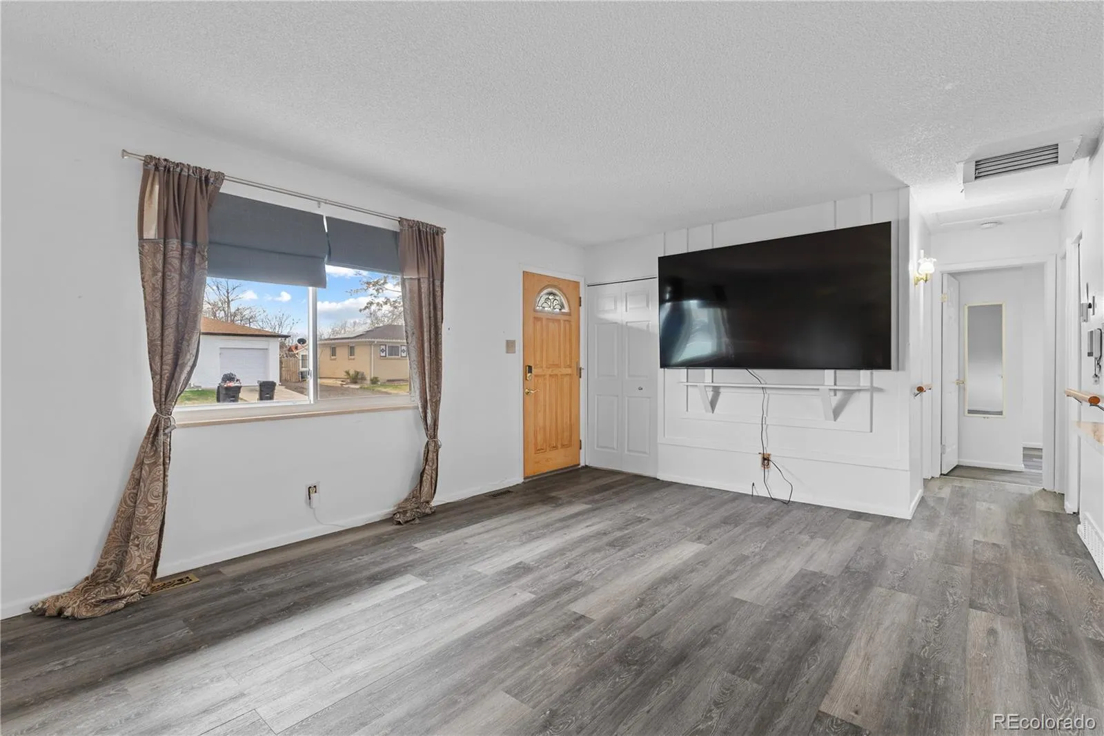 04092026144043 1600 8