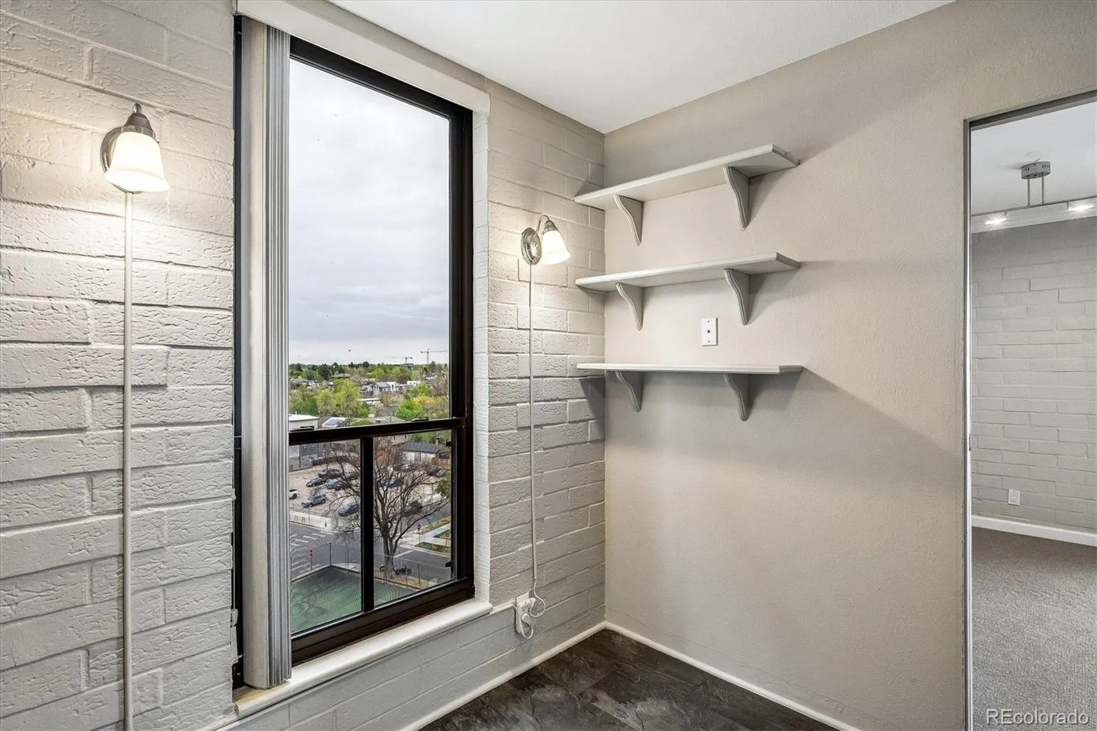 04182026170559 1600 12