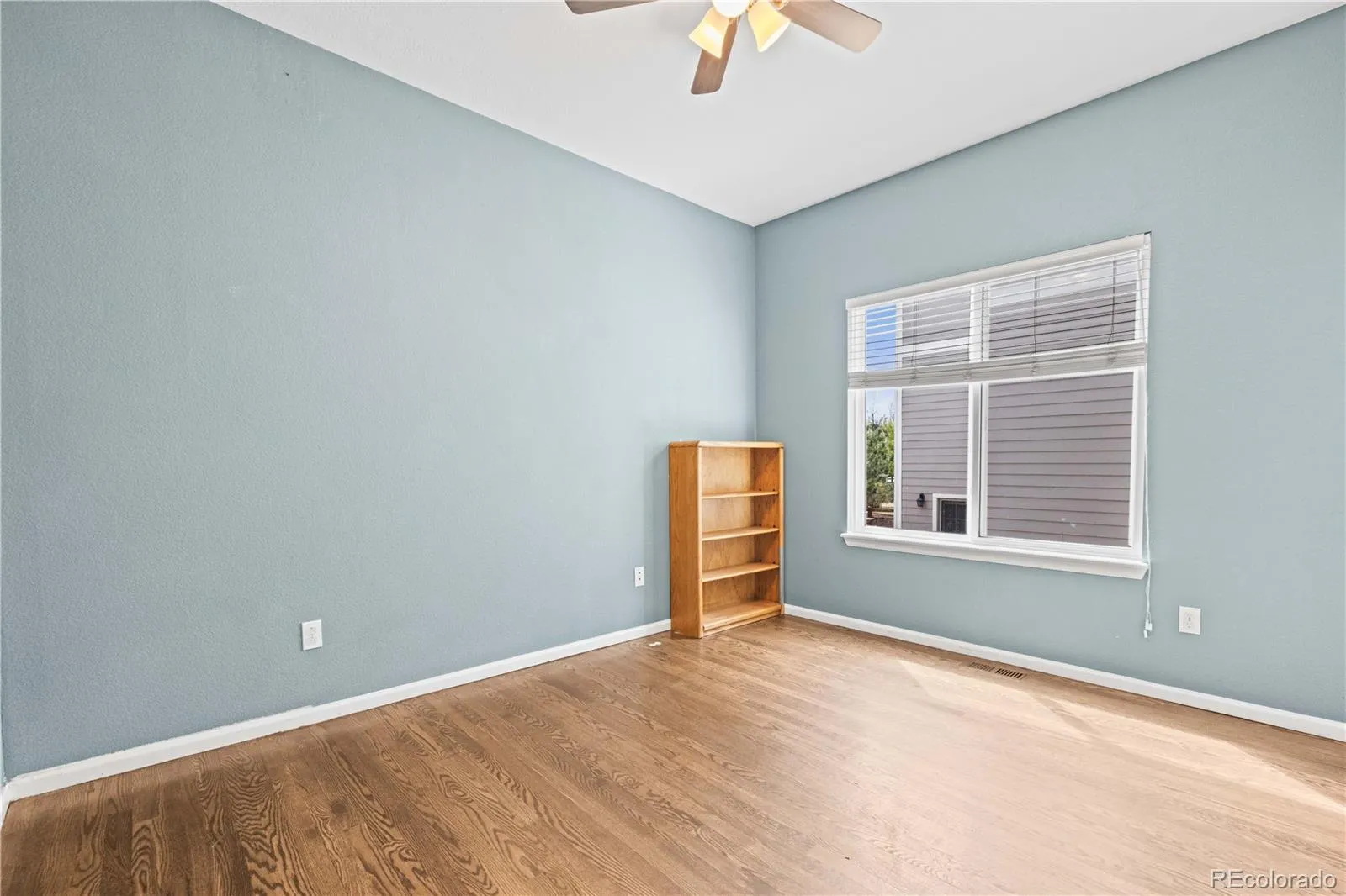 6144 S Ventura Court Aurora CO 80016 MLS #REC5871975 04222026141957 1600 17