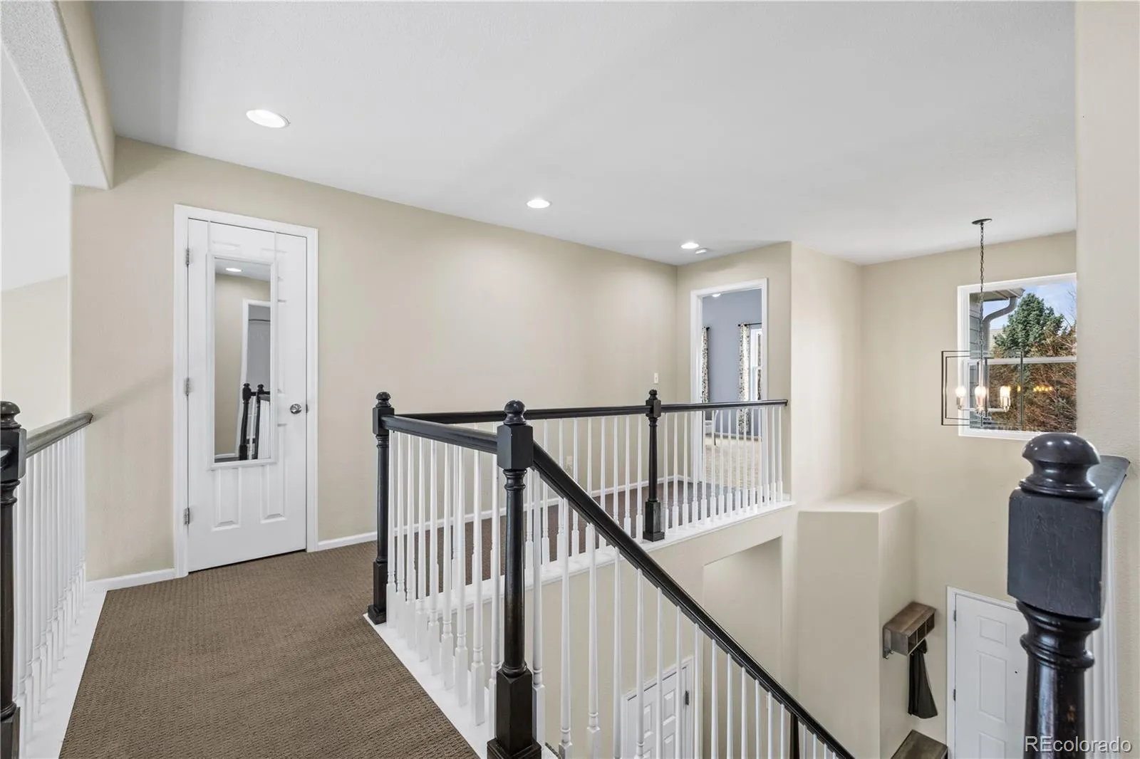 6144 S Ventura Court Aurora CO 80016 MLS #REC5871975 04222026141957 1600 21