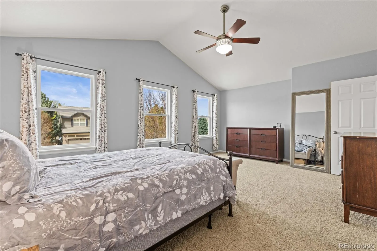 6144 S Ventura Court Aurora CO 80016 MLS #REC5871975 04222026141957 1600 24
