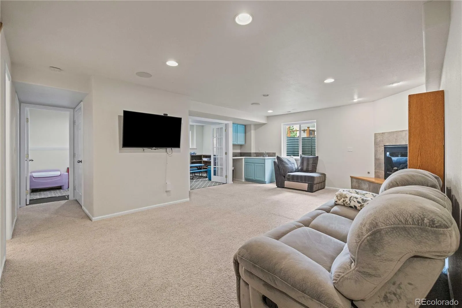 6144 S Ventura Court Aurora CO 80016 MLS #REC5871975 04222026141957 1600 33