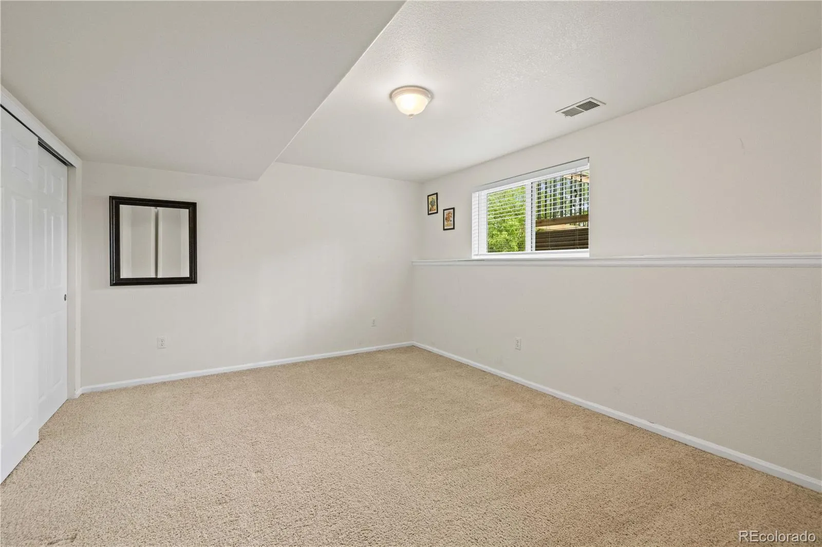 6144 S Ventura Court Aurora CO 80016 MLS #REC5871975 04222026141957 1600 36