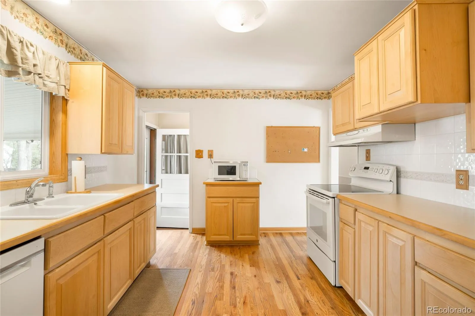 1773 S Leyden Street Denver CO 80224 MLS #REC5873984 04222026180453 1600 13