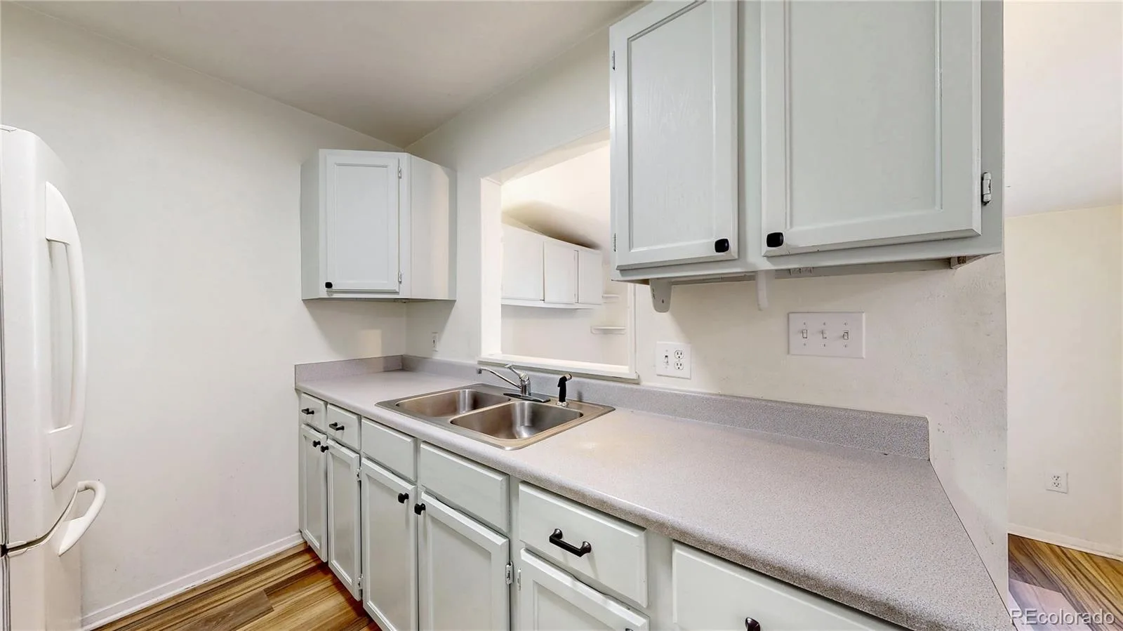 3215 S Forest Street Denver CO 80222 | MLS #REC5877249 06182026052122 1600 21