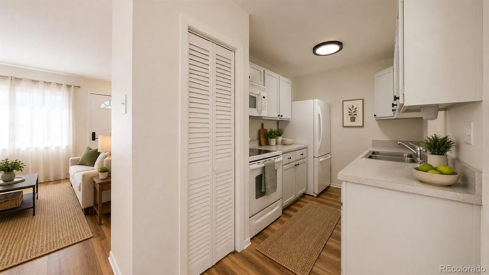 3215 S Forest Street Denver CO 80222 | MLS #REC5877249 06182026052122 1600 4