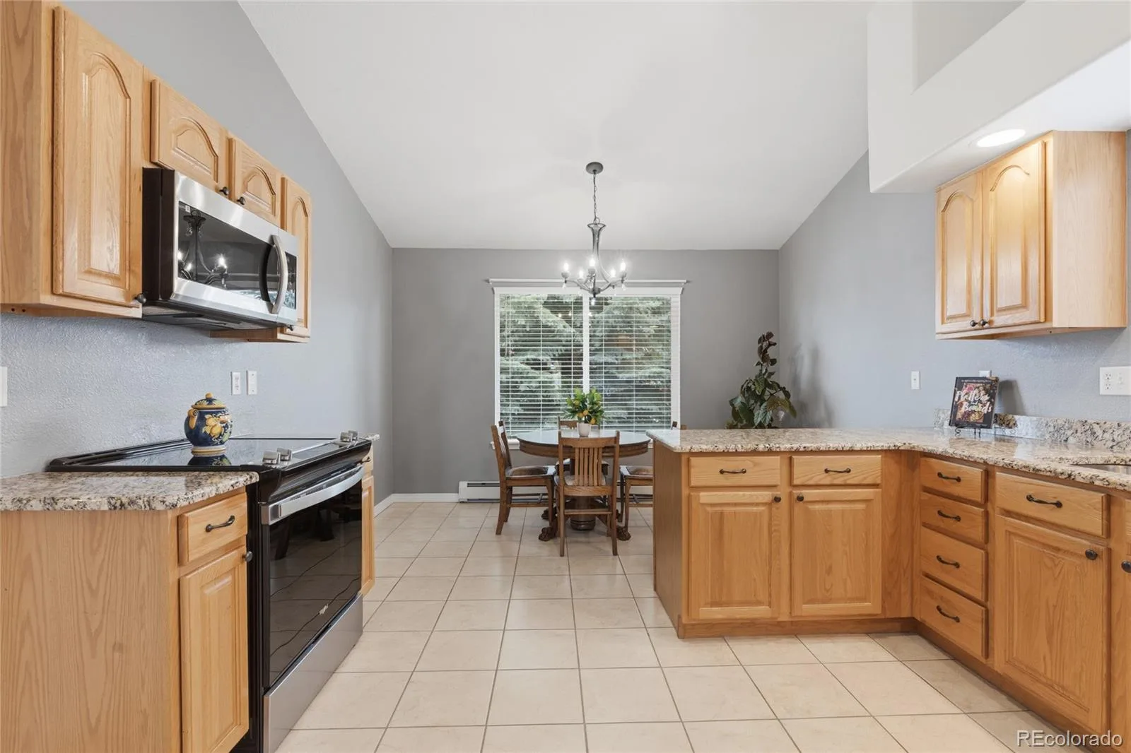 128 Las Lunas Street Castle Rock CO 80104 | MLS #REC5877415 07282026013532 1600 3