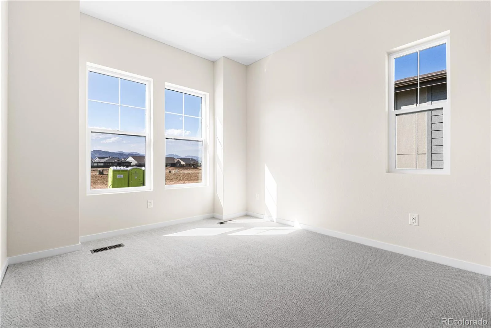 11136 Stonepath Street Littleton CO 80125 | MLS #REC5881191 08052026213716 1600 8