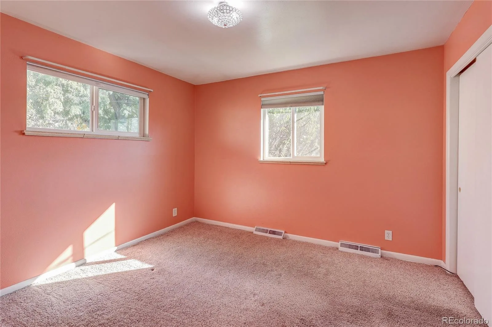 1140 S Gray Street Lakewood CO 80232 | MLS #REC5881299 10112026145041 1600 14