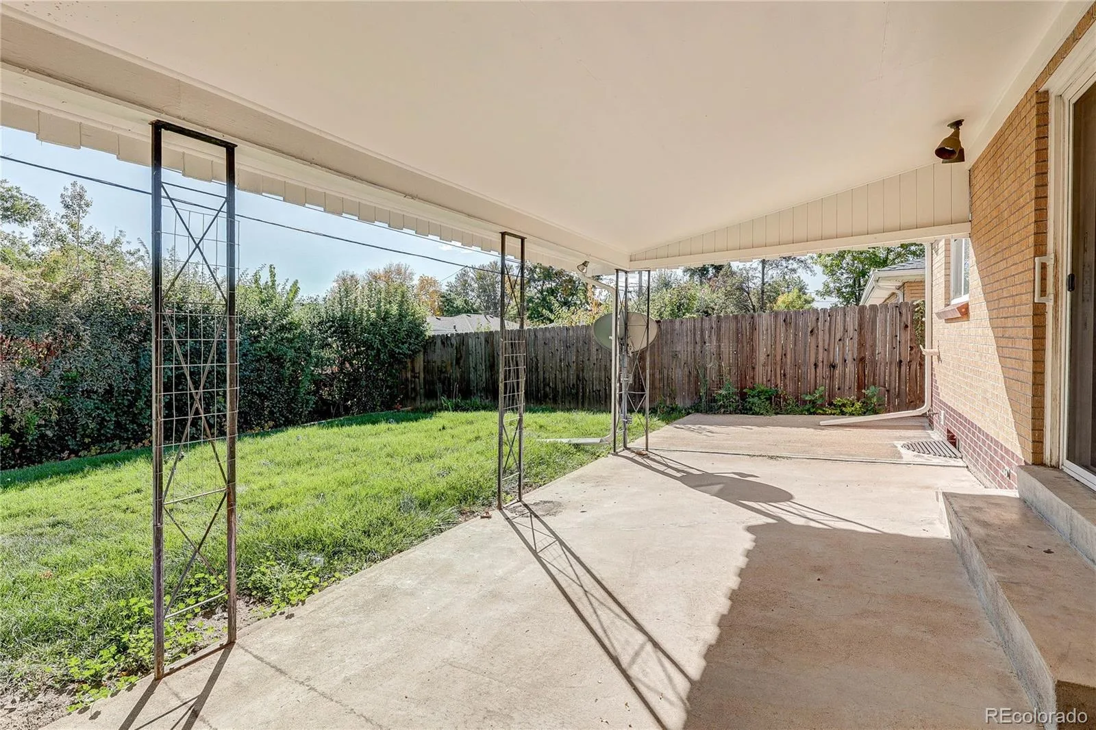 1140 S Gray Street Lakewood CO 80232 | MLS #REC5881299 10112026145041 1600 25
