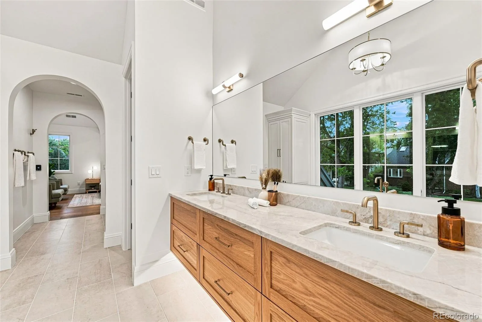845 S Medea Way Denver CO 80209 | MLS #REC5881379 08132026175400 1600 25
