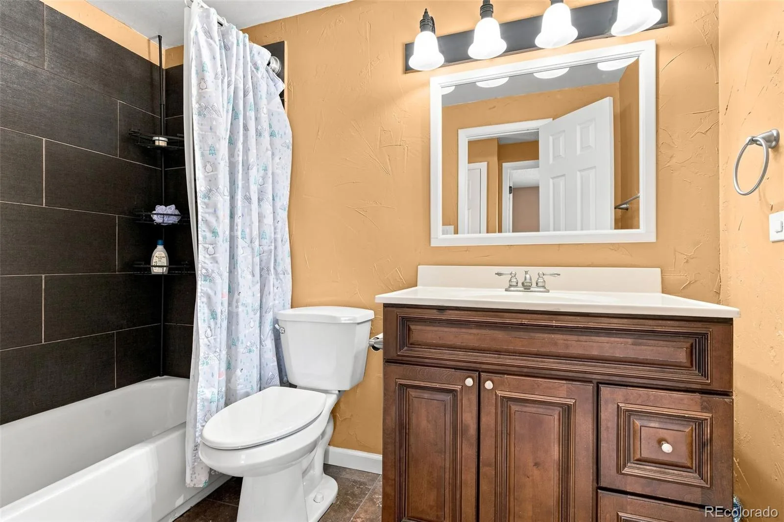 1525 S Holly Street #208 Denver CO 80222 | MLS #REC5881395 08202026172504 1600 16