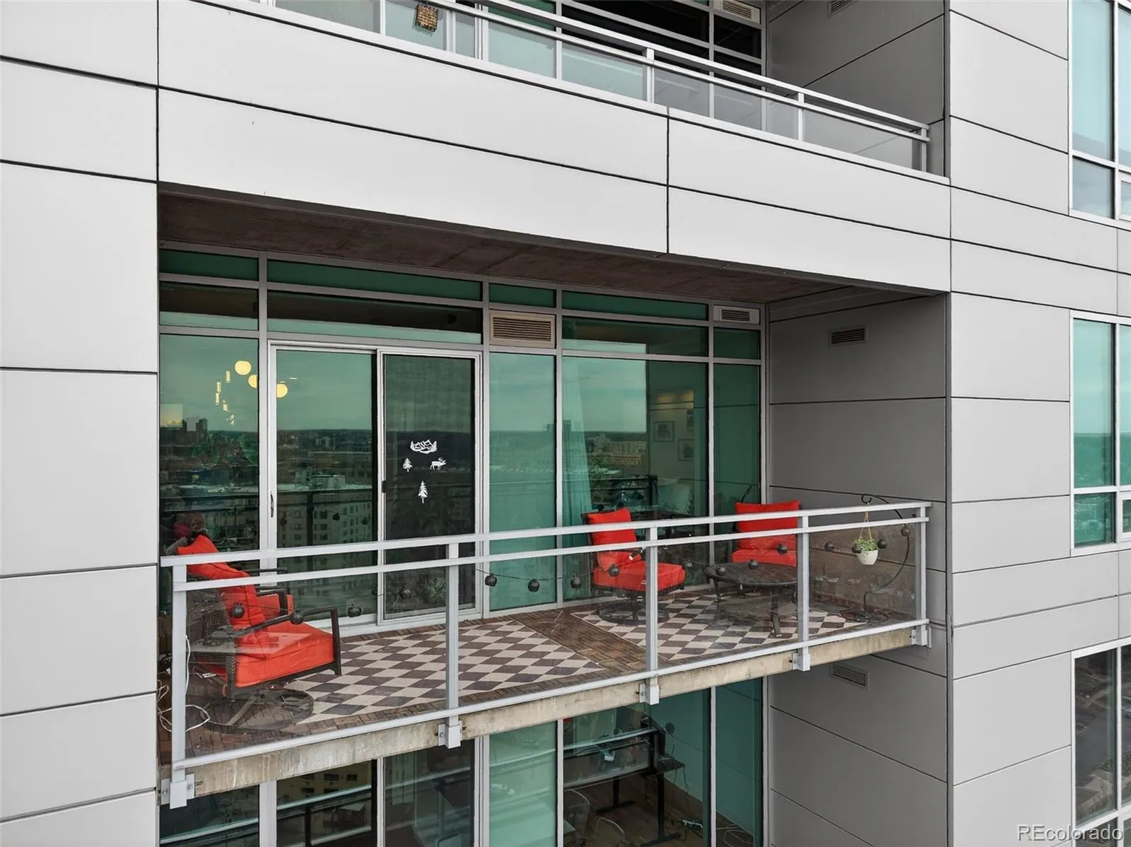 04152026175830 1600 35