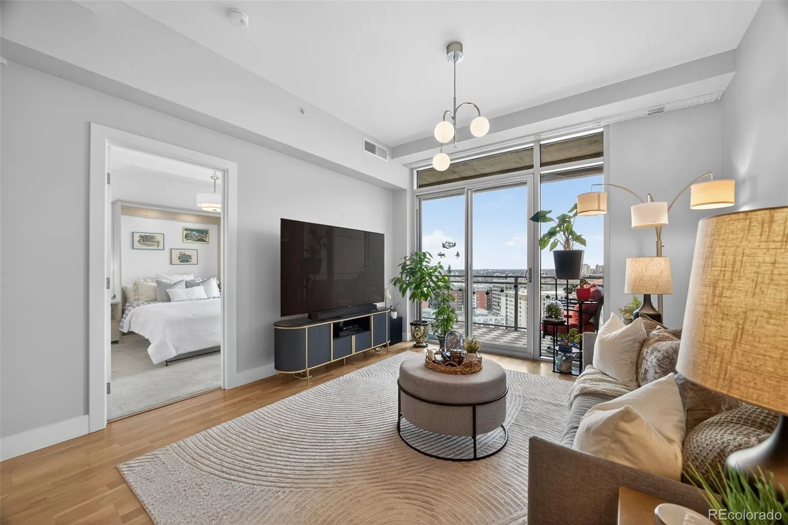 2001 Lincoln Street #2024 Denver CO 80202 | MLS #REC5881624 08192026184345 1600 17