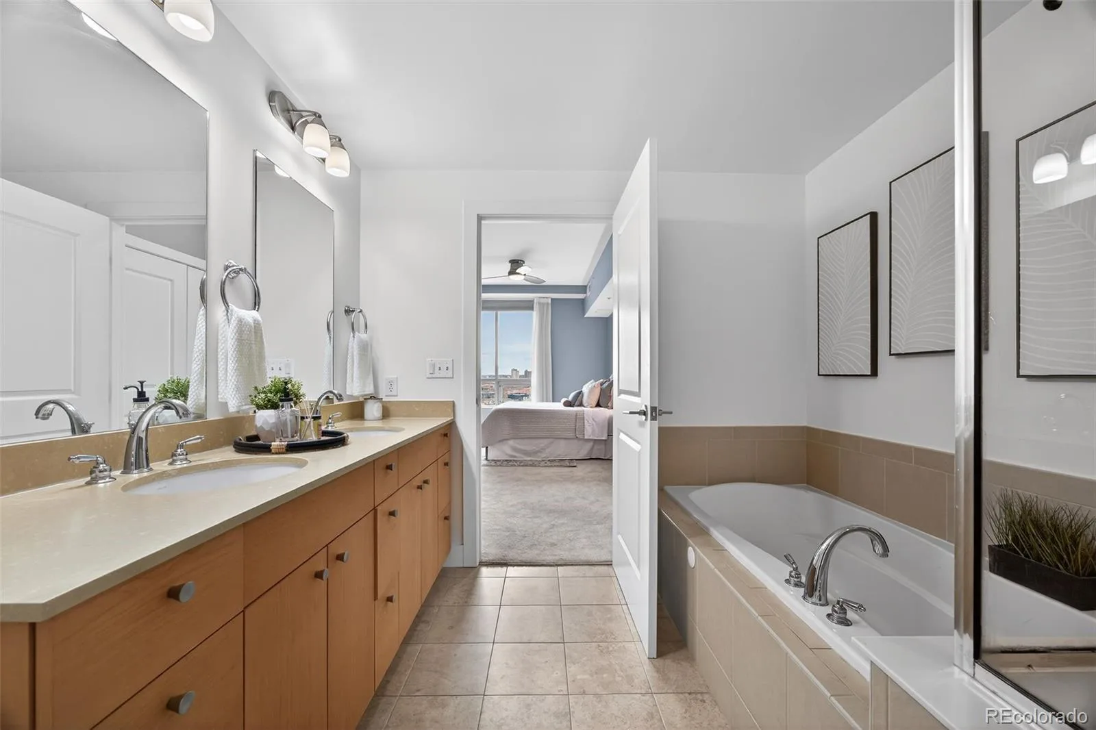 2001 Lincoln Street #2024 Denver CO 80202 | MLS #REC5881624 08192026184345 1600 24